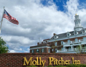Гостиница Molly Pitcher Inn  Ред Банк